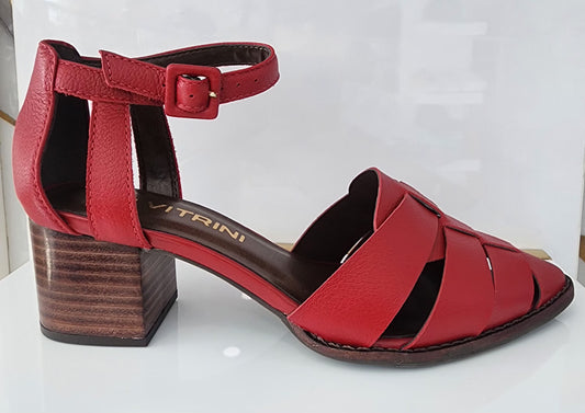 Di Vitrini Tacon Rojo 1