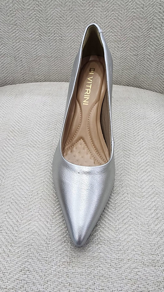 Tacones plata metálica punta fina
