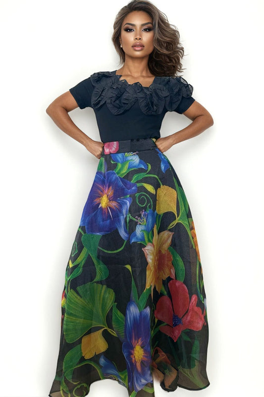 Falda larga negra con estampado floral colorido